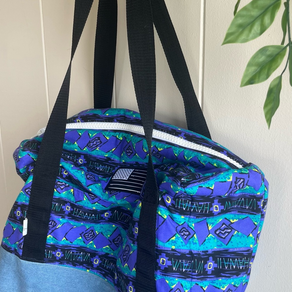 Hawaii Patterned Tote Bag with Surf Patch NWOT